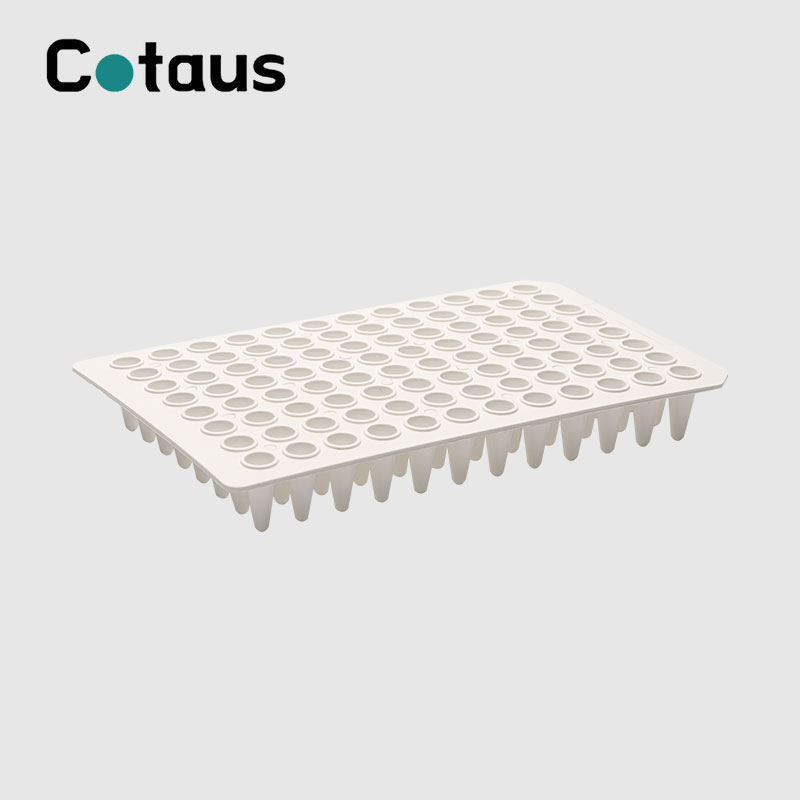 96 Well 0,1 ml balta bez svārkiem PCR plate